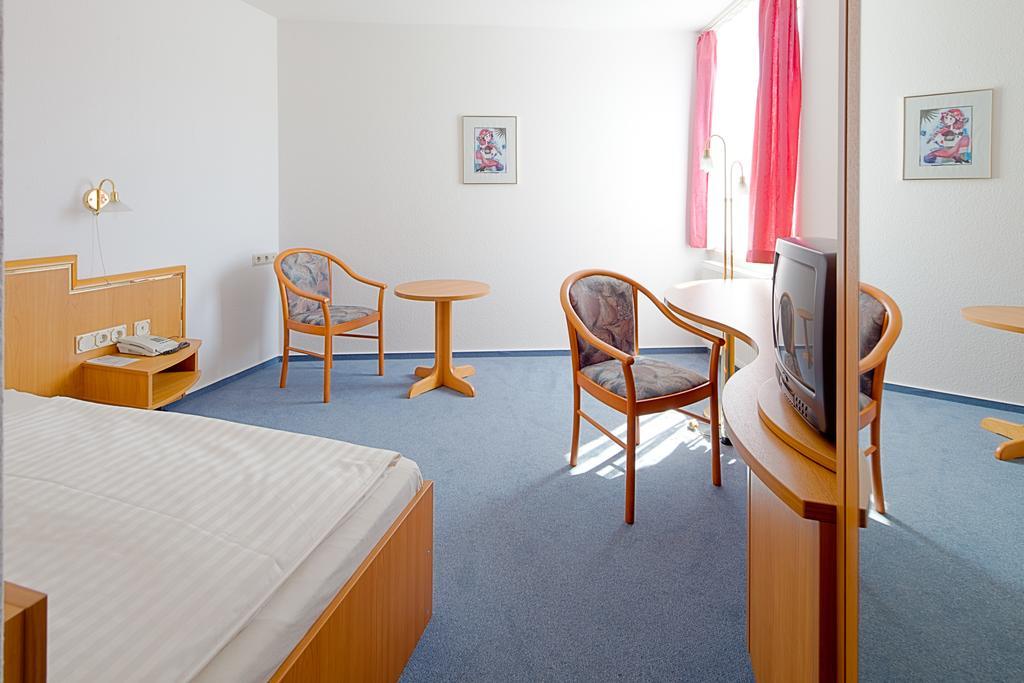 נויברנדנבורג Hotel Jahnke חדר תמונה