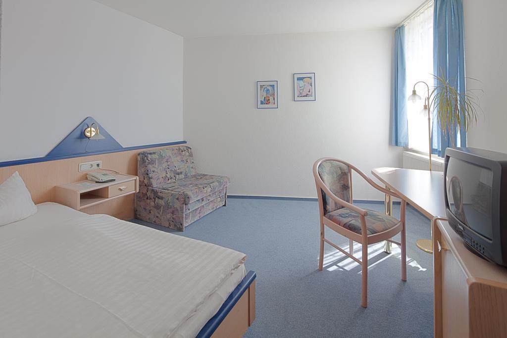 נויברנדנבורג Hotel Jahnke חדר תמונה